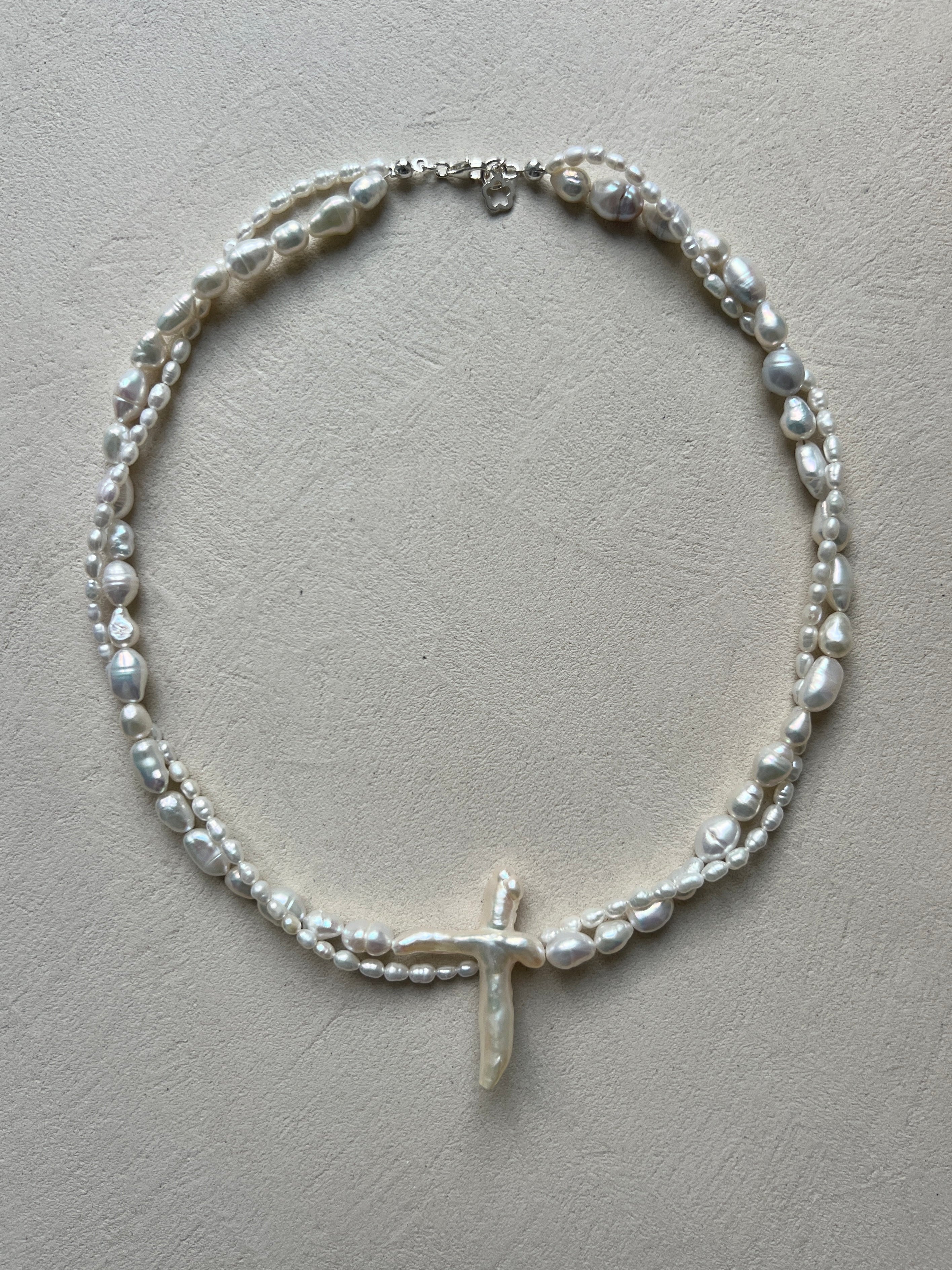 Crossed Pearl Necklace