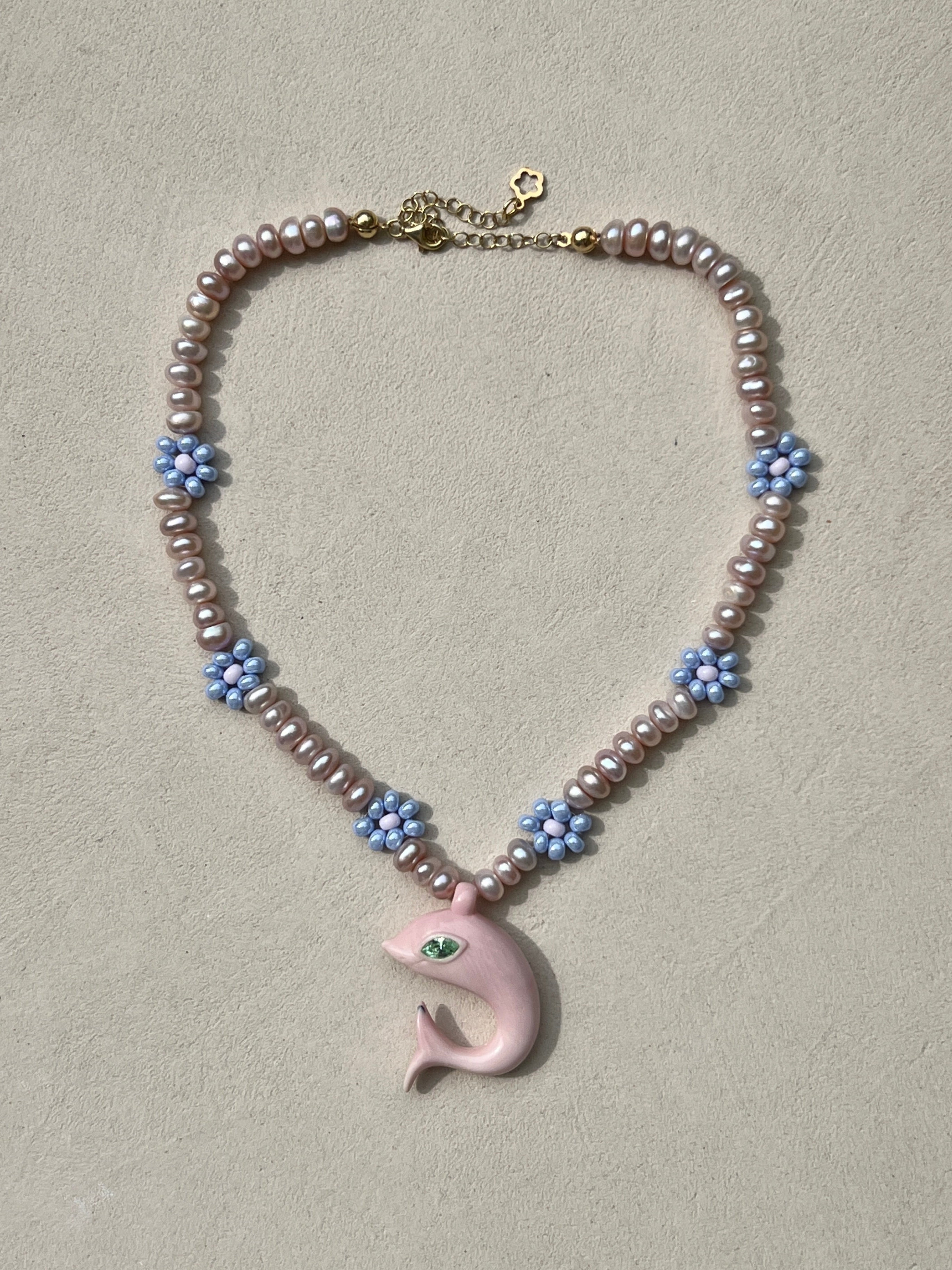 Cosmic Dolphin Necklace - Pink pearls